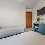 דירה Seaside Comfort In The Heart Of אלגהרו