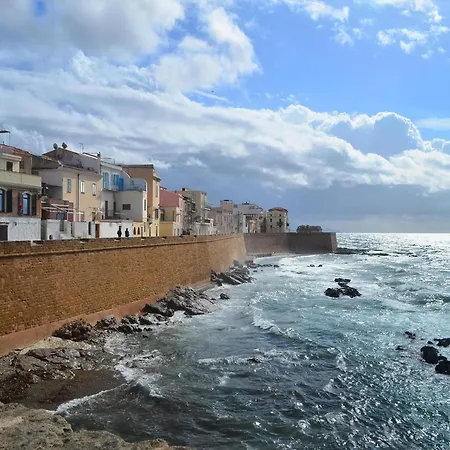 Seaside Comfort In The Heart Of